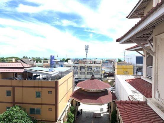 Hua Hin Baanklang Condo By Petch Eksteriør bilde